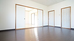 メゾン西古河 102 1階2LDKのリビング/ダイニング