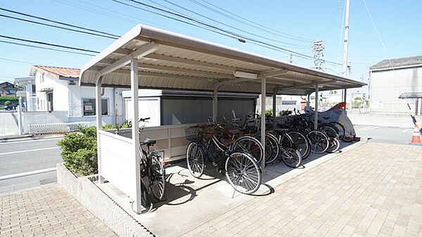 Ｗｅｓｔ　Ｃｏｕｒｔ　Ｓａｋｕｒａｂａｓｈｉ 202｜三重県津市桜橋3丁目(賃貸マンション1LDK・2階・40.50㎡)の写真 その4