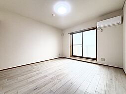 ハートランド栗真 102 1階1Kのリビング/ダイニング