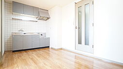 サンタプレイス 107 1階1DKのリビング/ダイニング