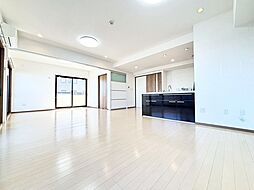 コーディアルコート津 701 7階2LDKのリビング/ダイニング