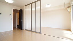 エステート陽だまり 102 1階2DKのリビング/ダイニング