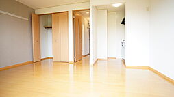 エクレール 102 1階1Kのリビング/ダイニング