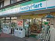 コンビニ「ファミリーマート津河芸町中別保店まで340ｍ」