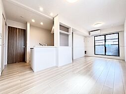 ヘリテージ 205 2階2LDKのリビング/ダイニング