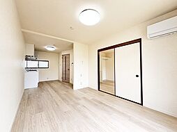 メゾン奥村 105 1階1LDKのリビング/ダイニング