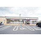 コンビニ「セブンイレブン津市一身田中野店まで391ｍ」