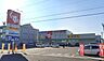 周辺：ドラックストア「スギ薬局四日市中央店まで555ｍ」