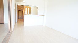 キャッスルヒルズ 402 4階2LDKのリビング/ダイニング