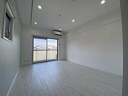 フィオレティーナ四日市 107 1階1Kのリビング/ダイニング