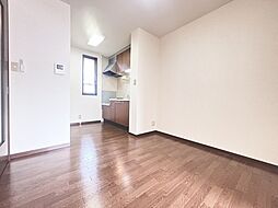 タウンＫＯＭＯ　Ａ 203 2階2DKのリビング/ダイニング