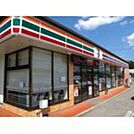 コンビニ「セブンイレブン四日市北浜町店まで297ｍ」
