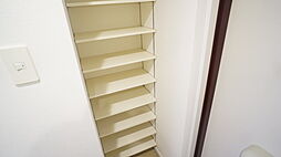 玄関横収納
