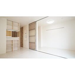 ラウレ松原 106 1階1LDKのリビング/ダイニング