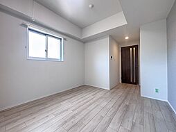 プレイズシード四日市 705 7階1Kのリビング/ダイニング