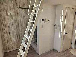 ＲＥＡＬ　ＢＬＯＳＳＯＭII 205 2階1Kのリビング/ダイニング