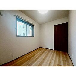 エトワール白梅 102 1階1LDKのリビング/ダイニング