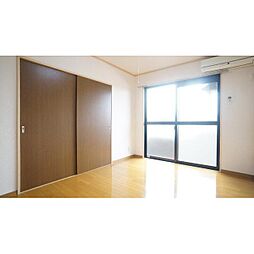 グランメール27 102 1階2LDKのリビング/ダイニング