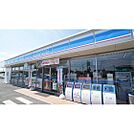 コンビニ「ローソン川越町高松店まで773ｍ」