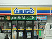 コンビニ「ミニストップ桜台本町店まで147ｍ」