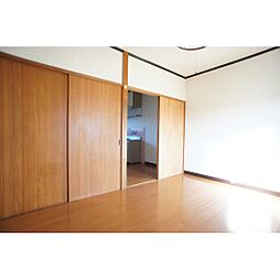 カントリーパレスとみ川 3-10 3階1DKのリビング/ダイニング