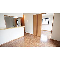 レイカハウス 201 2階2LDKのリビング/ダイニング