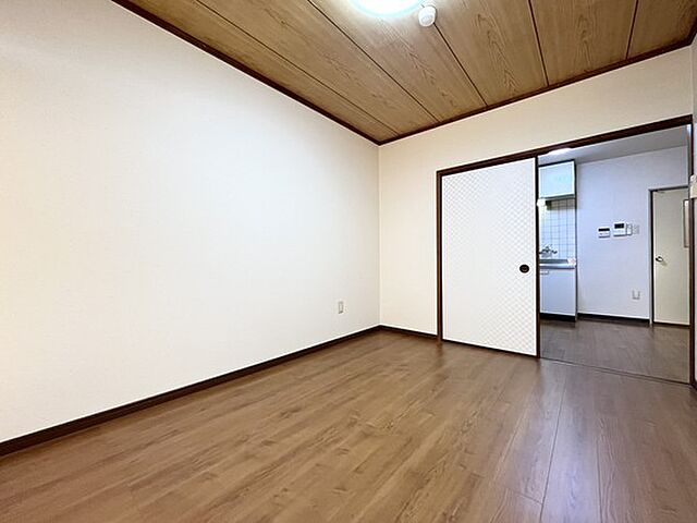 寝室