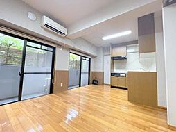 レ・ゼフィール 1階1LDKのリビング/ダイニング