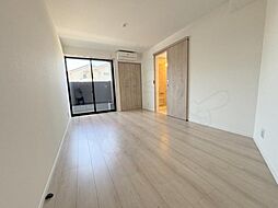 GRANDCASA OYAKE 1階1Kのリビング/ダイニング