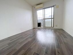 Oz（オズ） 3階1Kのリビング/ダイニング