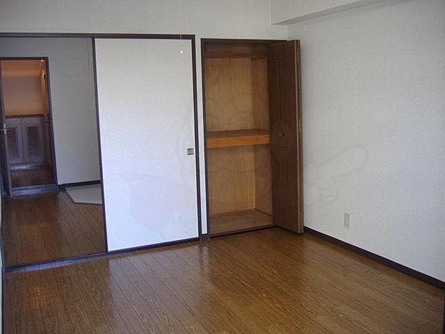 寝室
