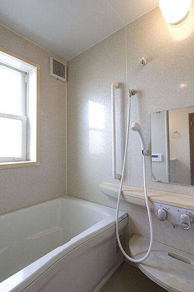 浴室を拡大表示