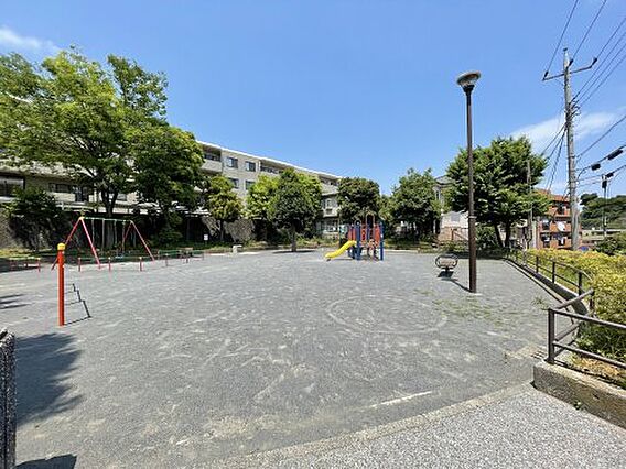 【公園】杉田3...