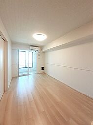 クルールB 1階1LDKのリビング/ダイニング