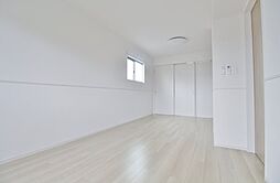 サイプレスIII 2階2LDKのリビング/ダイニング