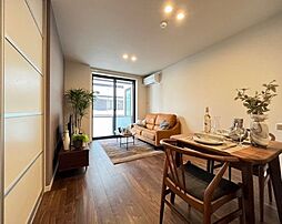 シャトー・ベノワ 103 1階1LDKのリビング/ダイニング