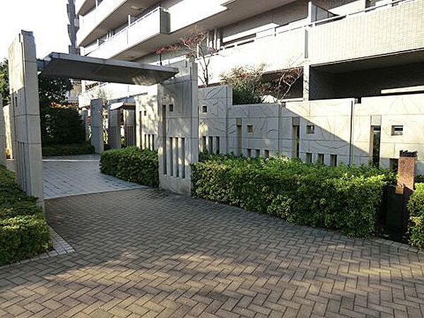 エントランスを拡大表示
