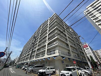 外観：総戸数431戸の大規模マンションになります。