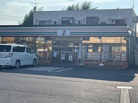 コンビニ セブンイレブン 西白井駅前店まで徒歩約6分（350m）