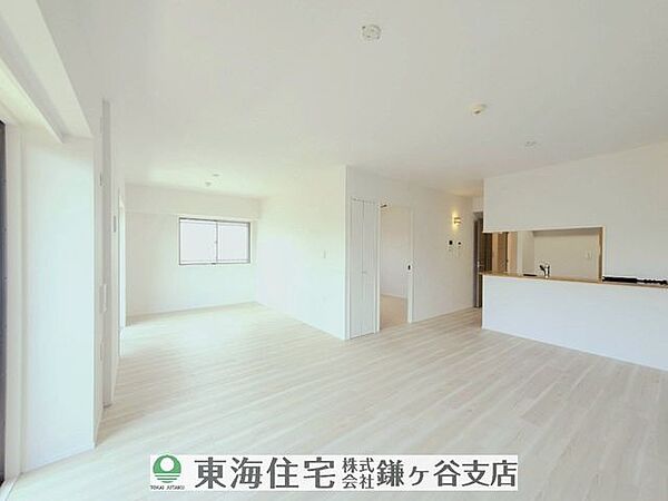 リビング/ダイニングを拡大表示