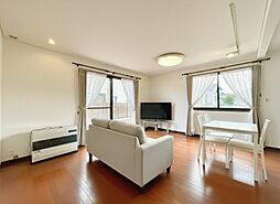 柏市しいの木台5丁目 3SLDKのリビング/ダイニング