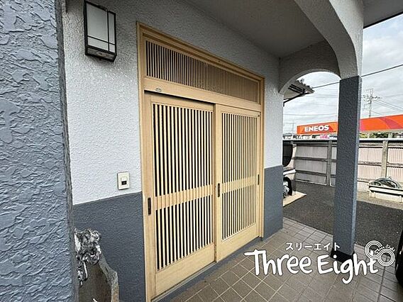戸建て部分は木...