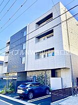 グランプレイス  ｜ 岡山県岡山市北区伊福町1丁目（賃貸マンション2LDK・1階・62.97㎡） その1