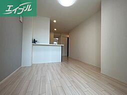 リヴェールメゾン 1階1LDKのリビング/ダイニング