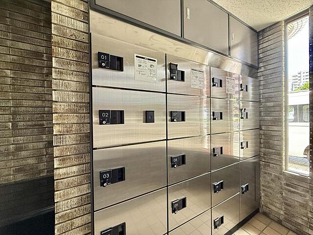 エントランス 東京メトロ東西線 葛西駅 徒歩10分