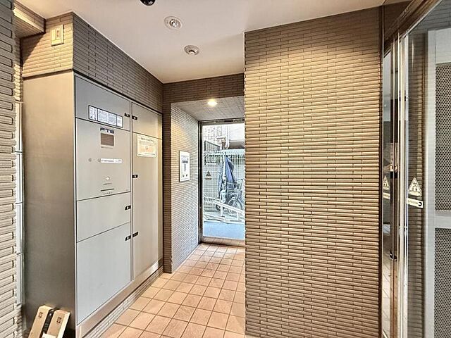 エントランス 東京メトロ千代田線 根津駅 徒歩5分