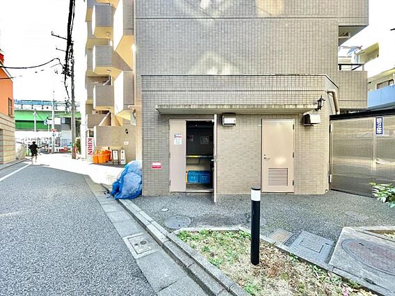 【周辺】　落ち...