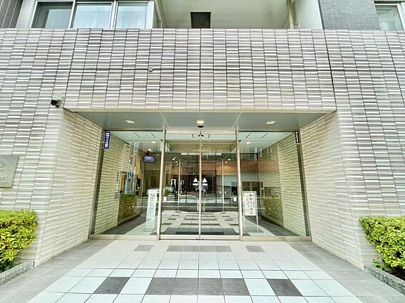 【エントランス...