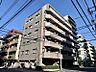 外観：【玄関】　玄関はおうちの第一印象。清潔感あふれる空間を重視した造りになります。
