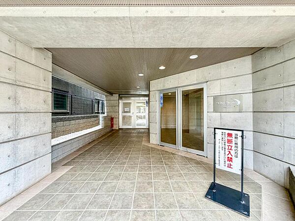 エントランスを拡大表示